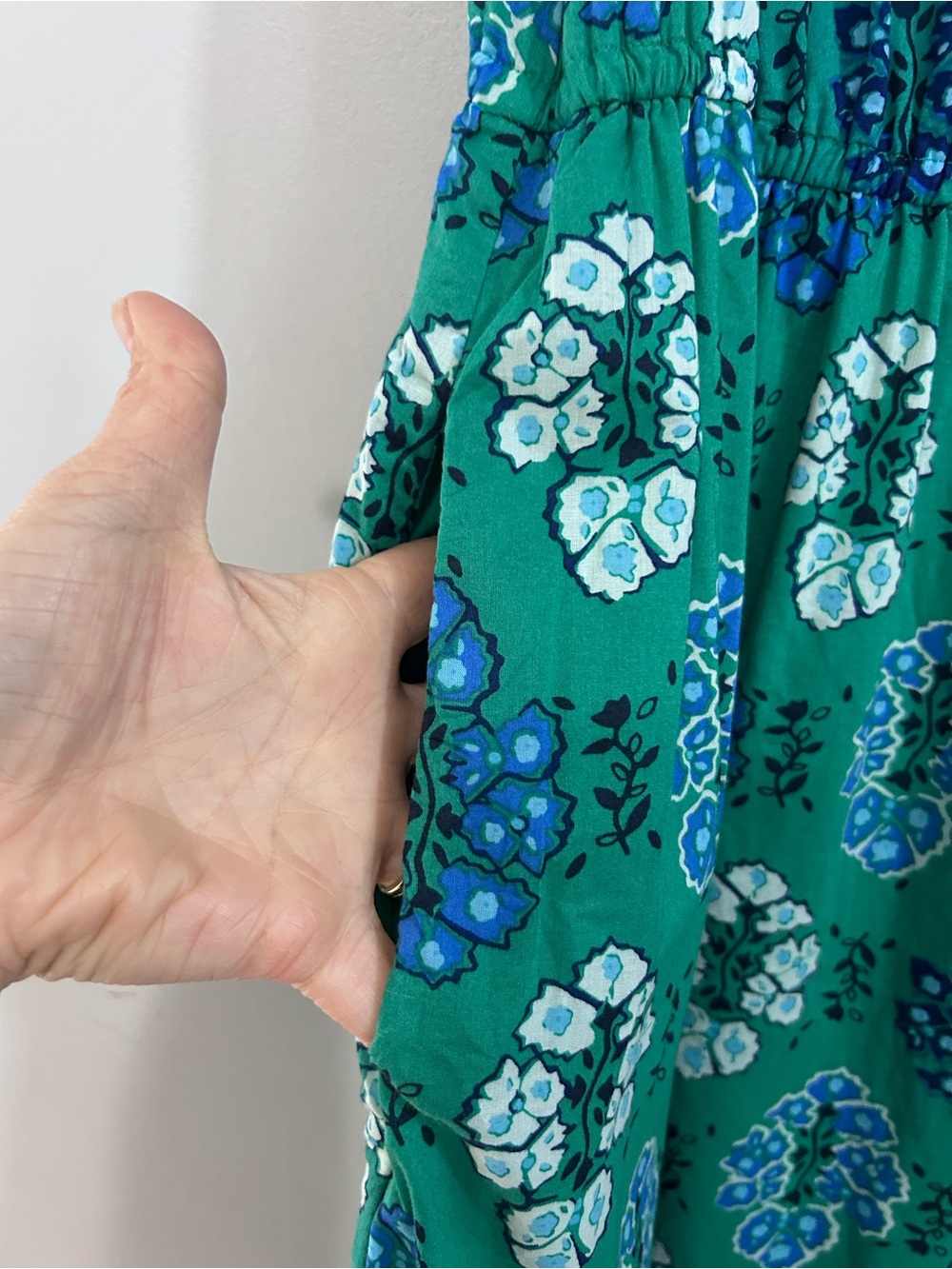 J. Crew Green Floral Short-Sleeve Midi Dress 4 - Picture 6 of 16
